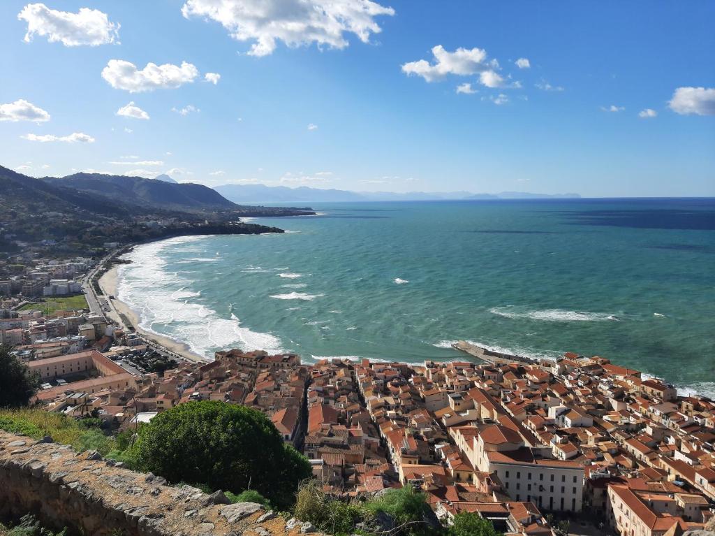 Appartamento Santa Lucia room 1